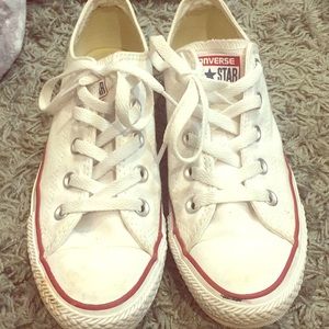 White chuck Taylor converse allstars!!